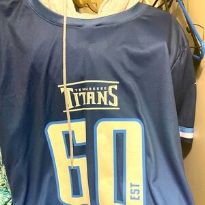 Ladies short sleeve Tennessee Titans shirt